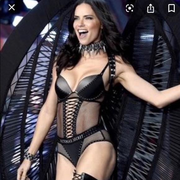 Victoria’s Secret x Balmain Fishnet Teddy. BNWT - Picture 8 of 8